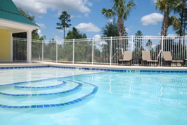 Pool Fence Repair Service